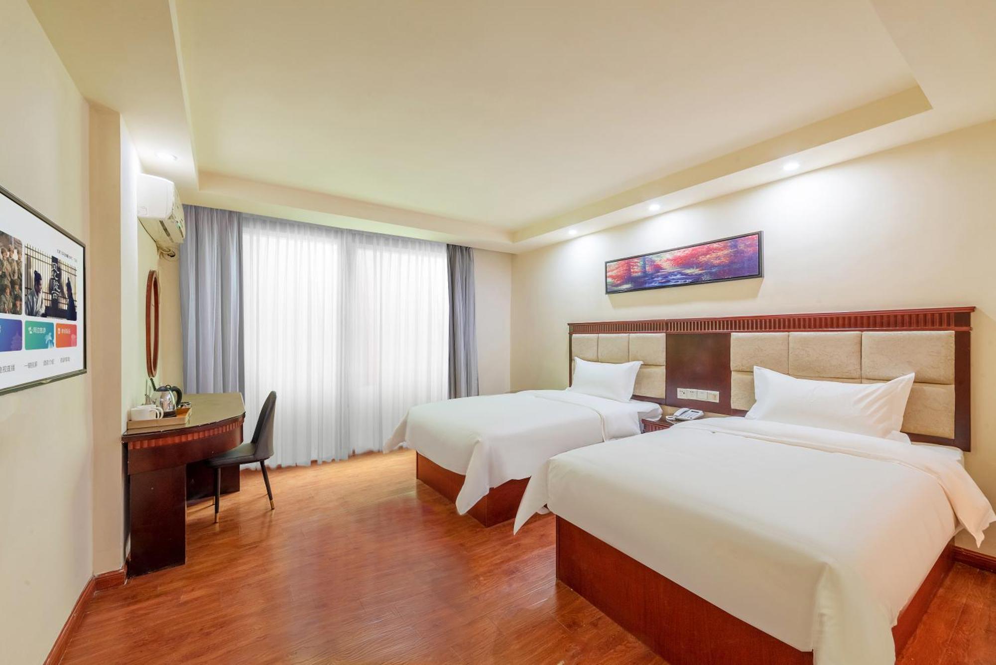 Huahang Hotel - Guangzhou Baiyun International Airport - Free Airport Shuttle Bus Екстер'єр фото