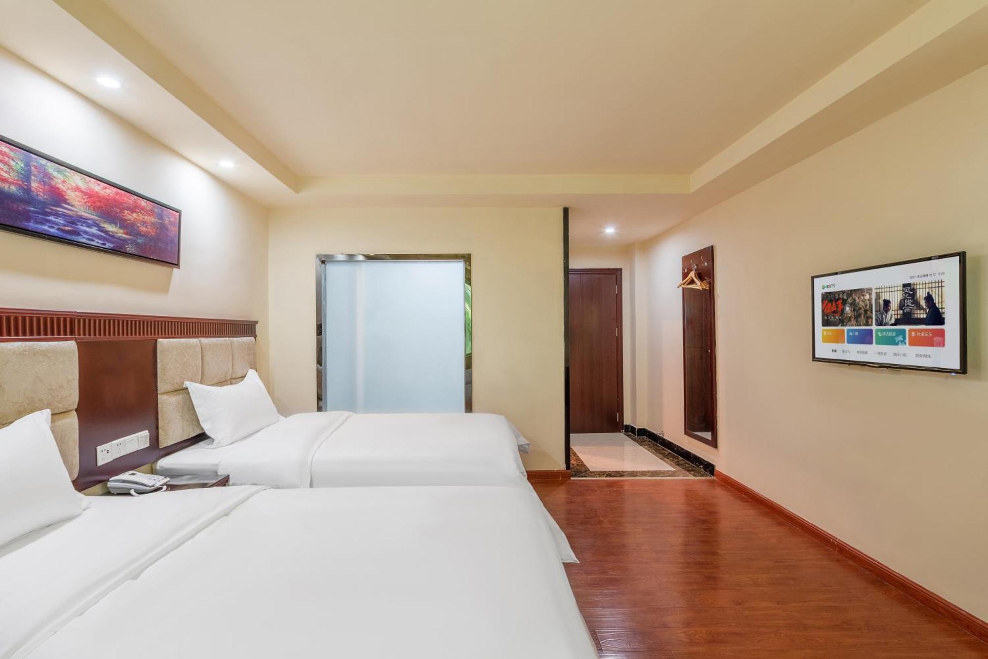 Huahang Hotel - Guangzhou Baiyun International Airport - Free Airport Shuttle Bus Екстер'єр фото